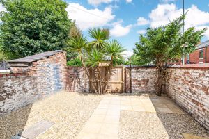 Courtyard- click for photo gallery